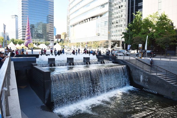 청계천 ©포항시