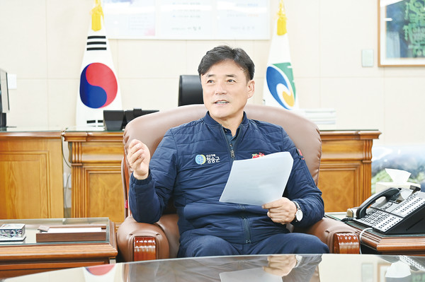 ▲ 윤경희 청송군수 ⓒ청송군 제공