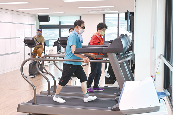 ▲ 청송군은 안덕면복지회관에 체력단련실을 만들었다. ⓒ청송군