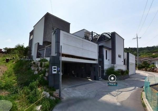 ▲ 경주 강동면 유금리 주택 전경. ⓒ네이버지도