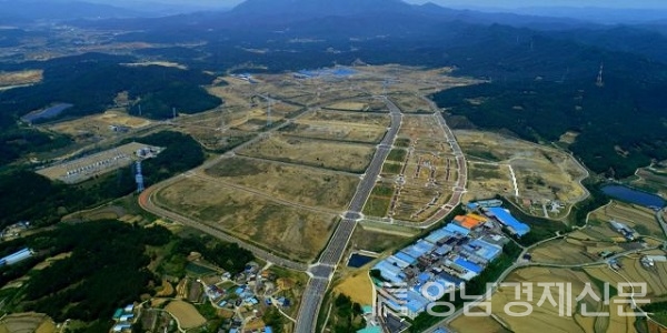 ▲ 구미 반도체 특화단지 들어서는 구미국가산업 5단지 전경 ⓒ구미시