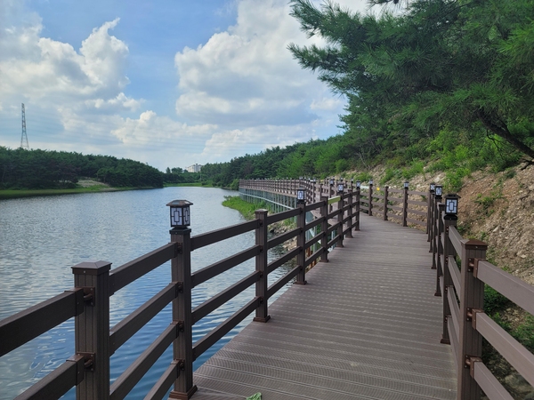 천마지 데크로드