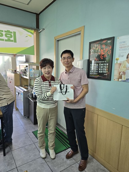 영남리더스 골프회 10월 월례회 신페리오우승 김상국 회원 ⓒ김소헌 기자