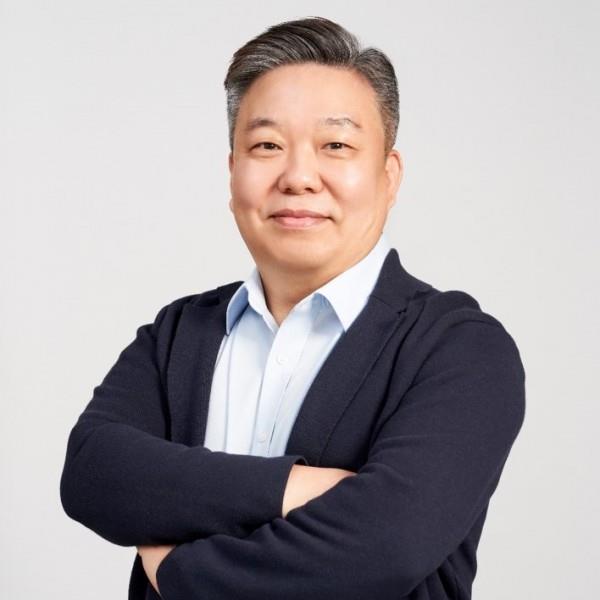 ▲ 김형섭 친환경소재학과·신소재공학과 교수 ⓒPOSTECH