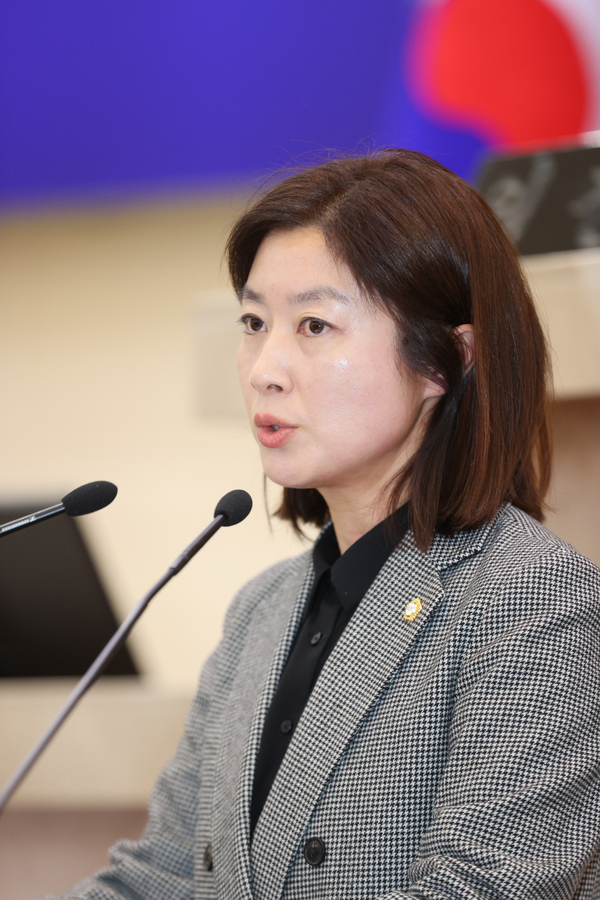 ▲ 김하영 포항시의회 예산결산특별위원회 위원장 ⓒ포항시의회