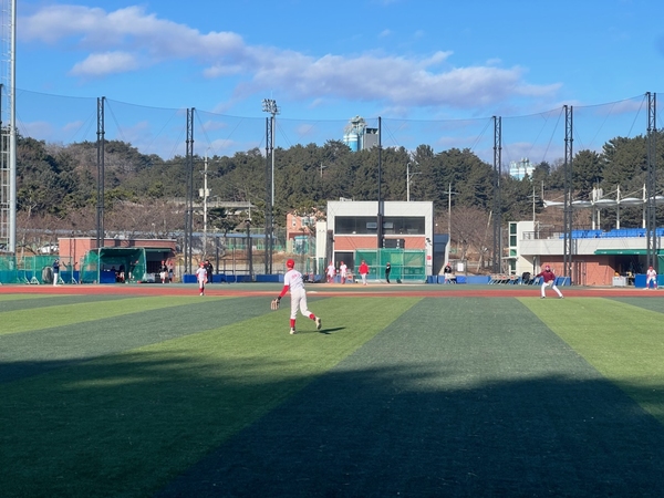 ▲ 울진군이 전지훈련의 메카로 거듭나고 있다. 동해중부선 개통으로 이동 편의성이 보완돼 전국 각지에서 울진군을 찾고 있는 것으로 나타났다. ⓒ울진군