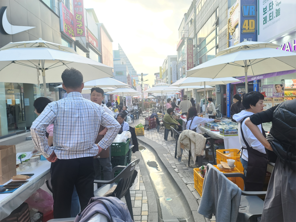 ▲ 포항시 농특산물 가공식품대전이 열리고 있는 모습 ⓒ포항시