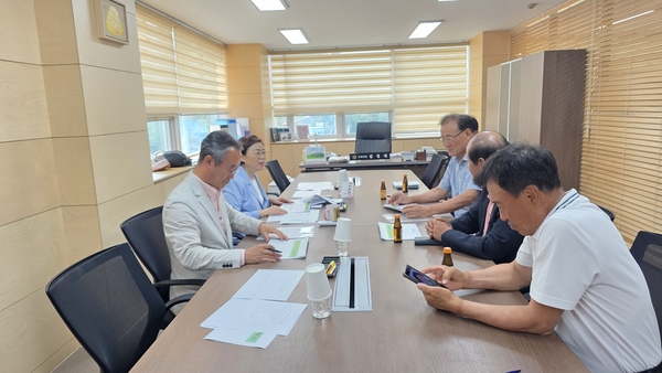 ▲ 김정재 국회의원이 지난 28일 포항사무실에서 ‘제55차 소통의 날’을 개최했다 ⓒ김정재 의원실