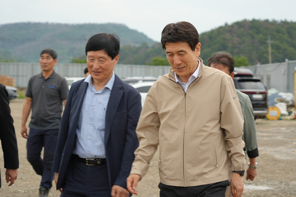 ▲ 이강덕 포항시장이 테스트베드 현장을 방문하고 있다. ⓒ포항시