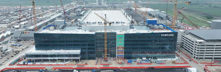 ▲ 미국 텍사스주 테일러시에 건설 중인 삼성전자 반도체 공장 전경. ⓒ연합 